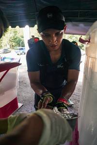 BIB: 
                            <button type="button" onclick="openModal(28159117)" class="btn btn-primary btn-sm float-right btn-popup" data-toggle="modal" data-target=".modal-high-quality">
                        <i class="fas fa-shopping-cart"></i> Add to Cart
                    </button>
                                            <button type="button" onclick="isThisMe(28159117, true)" class="btn btn-success btn-sm float-right btn-popup btn-isme hidden" data-toggle="tooltip" data-placement="bottom" title="นี่คือรูปของคุณใช่ไหม คลิกที่นี่เพื่อเอาเข้าอัลบั้ม">
                        <i class="fas fa-plus"></i> Add to album
                    </button>
                    <button type="button" onclick="isThisMe(28159117, false)" class="btn btn-warning btn-sm float-right btn-popup btn-isnotme hidden">
                        <i class="fas fa-ban"></i> Remove from album
                    </button>